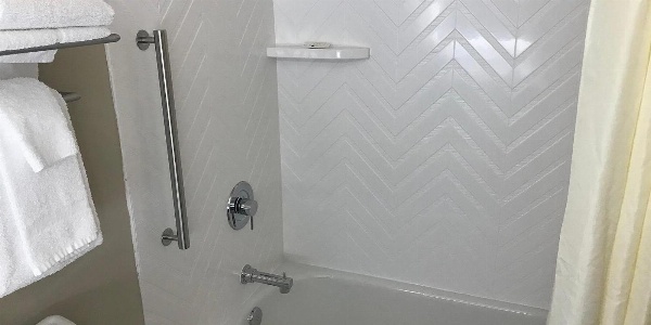 Holiday Inn - Clarkston - Lewiston image 6